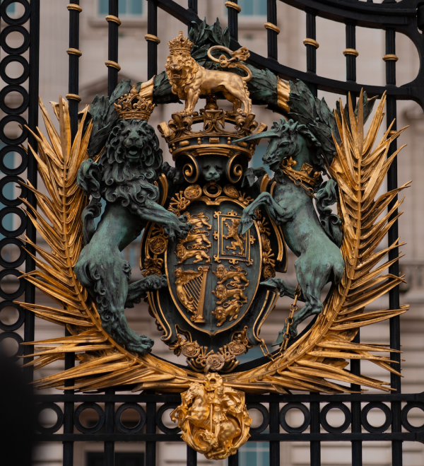custom heraldic crest