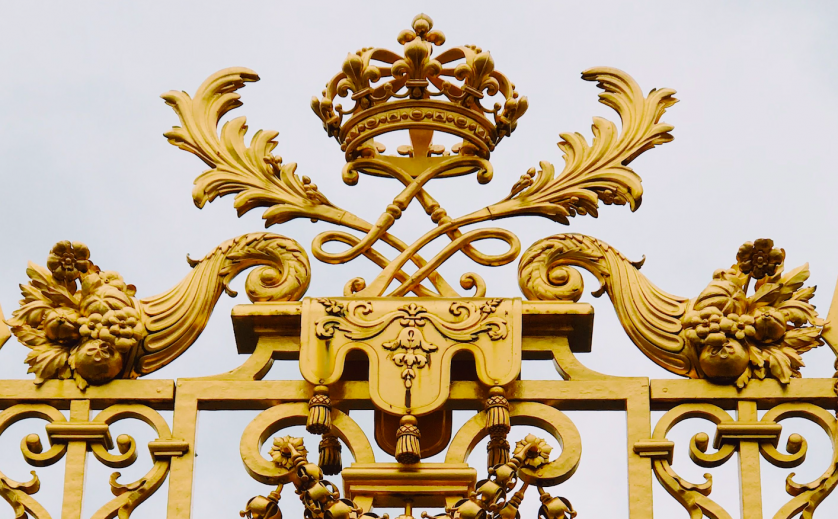 The Family Crest: A Quiet Inheritance
