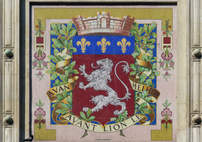 heraldic crest