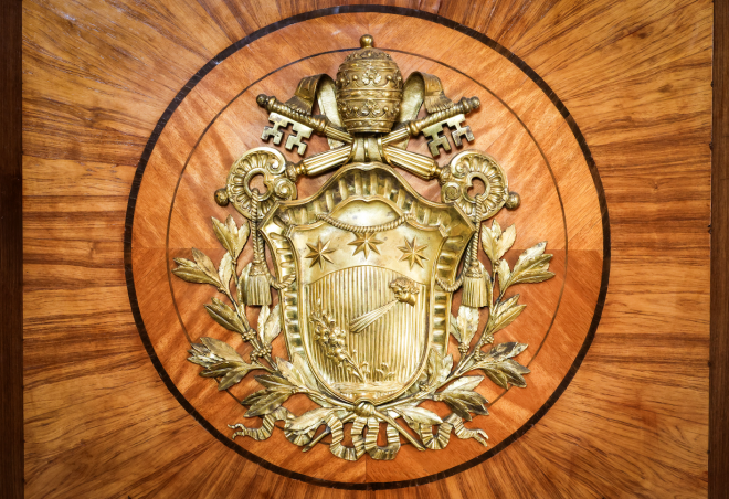 heraldic crest