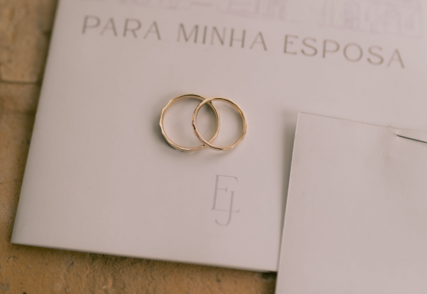 The Personalized Wedding Crest: A Union Given Permanent Form