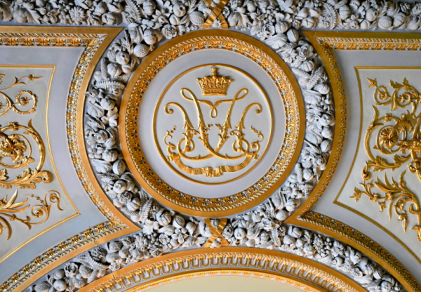 luxury family emblem